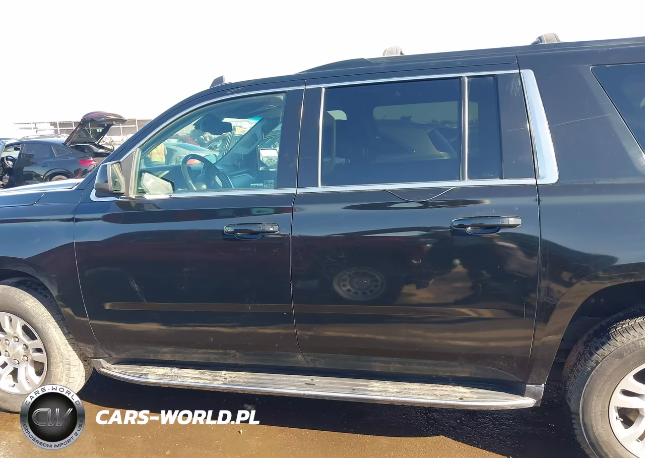 2016 Chevrolet Suburban Lt VIN:1GNSKHKC5GR192294 - 14