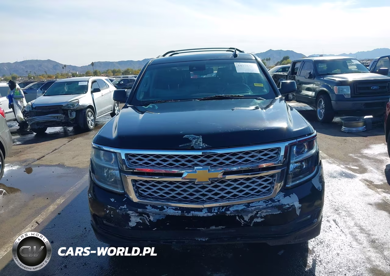 2016 Chevrolet Suburban Lt VIN:1GNSKHKC5GR192294 - 17