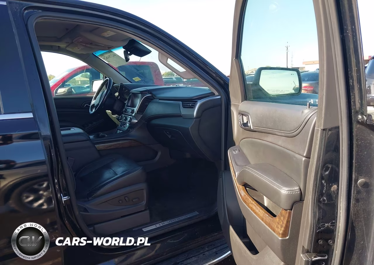 2016 Chevrolet Suburban Lt VIN:1GNSKHKC5GR192294 - 5