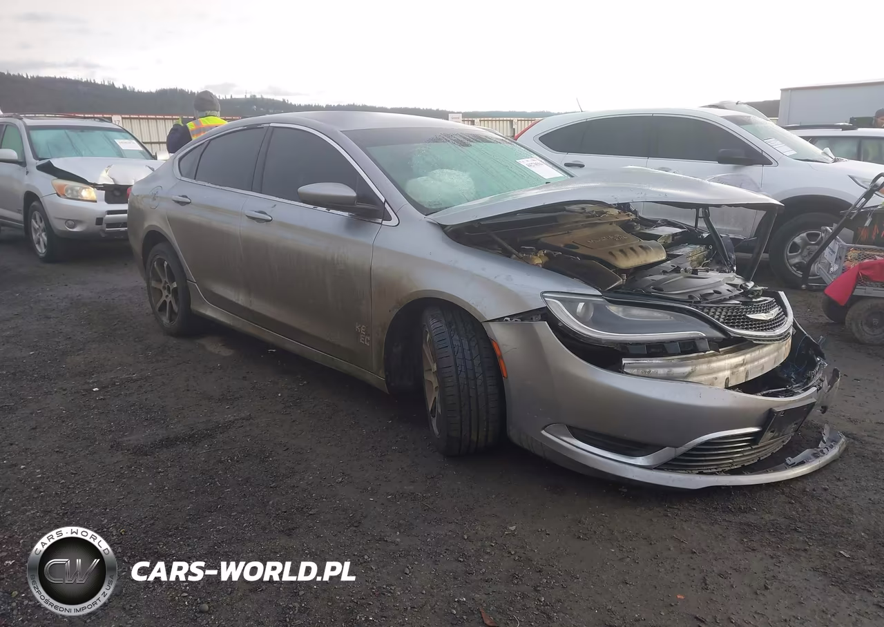 2015 Chrysler 200 Limited – zdjęcie 1 z 16