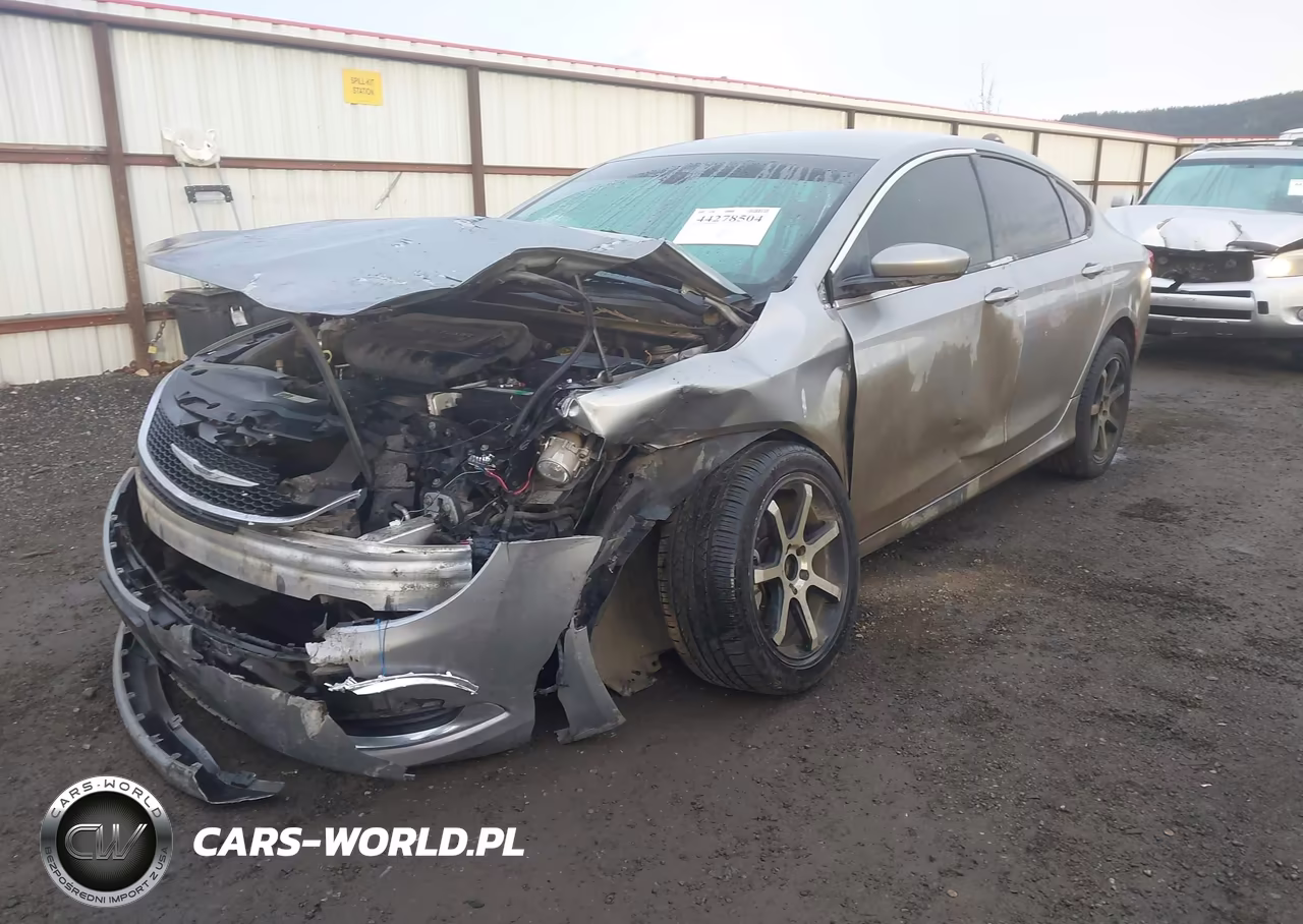 2015 Chrysler 200 Limited VIN:1C3CCCABXFN579360 - 2