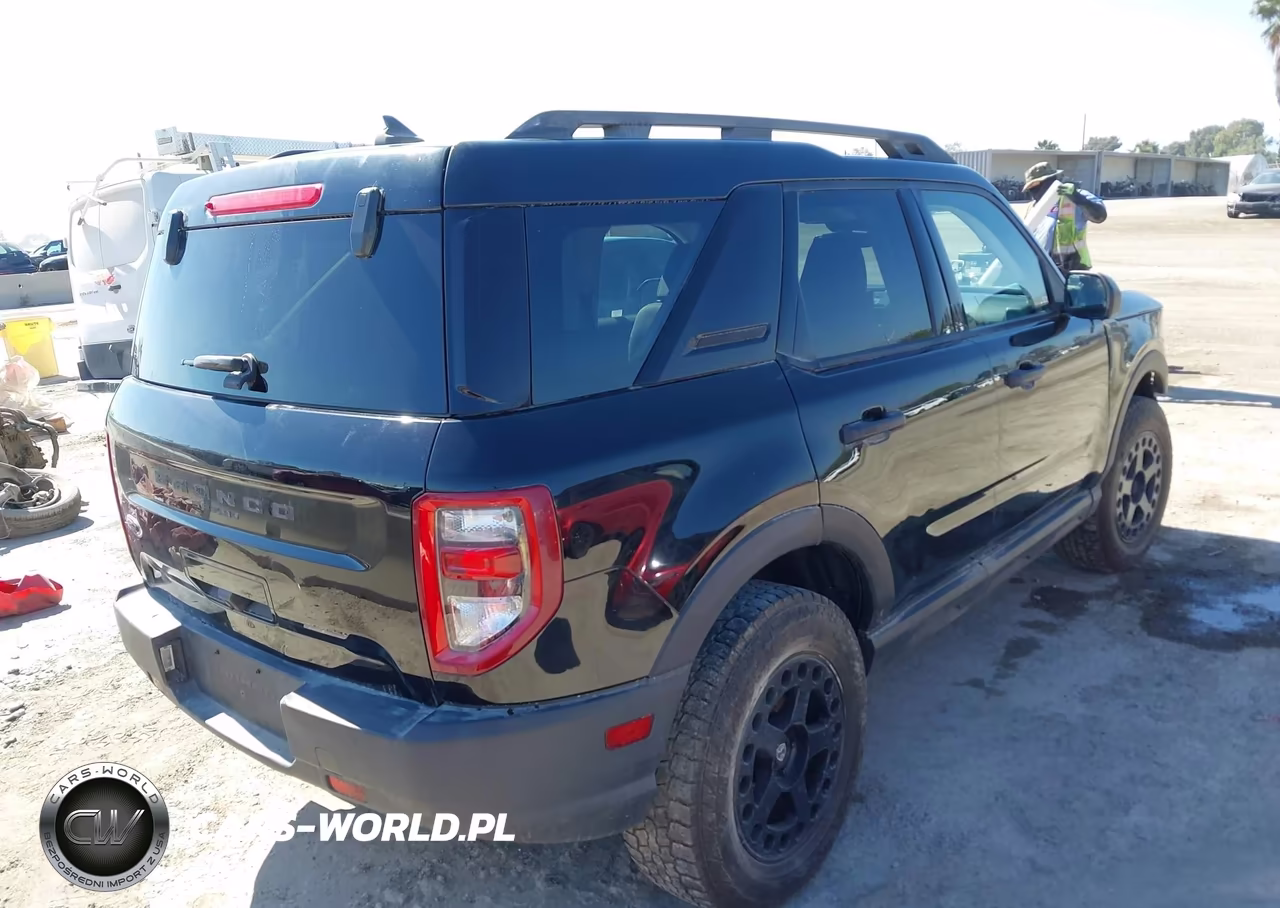 2021 Ford Bronco Sport Badlands VIN:3FMCR9D93MRA14153 - 4