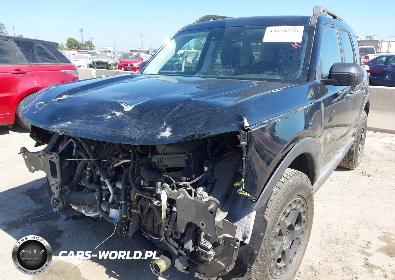 2021 Ford Bronco Sport Badlands VIN:3FMCR9D93MRA14153 - 6