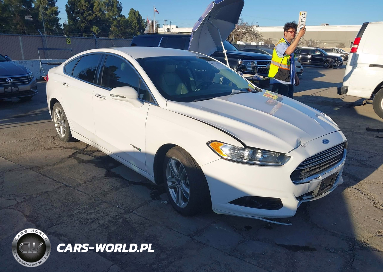 2016 Ford Fusion Hybrid Titanium