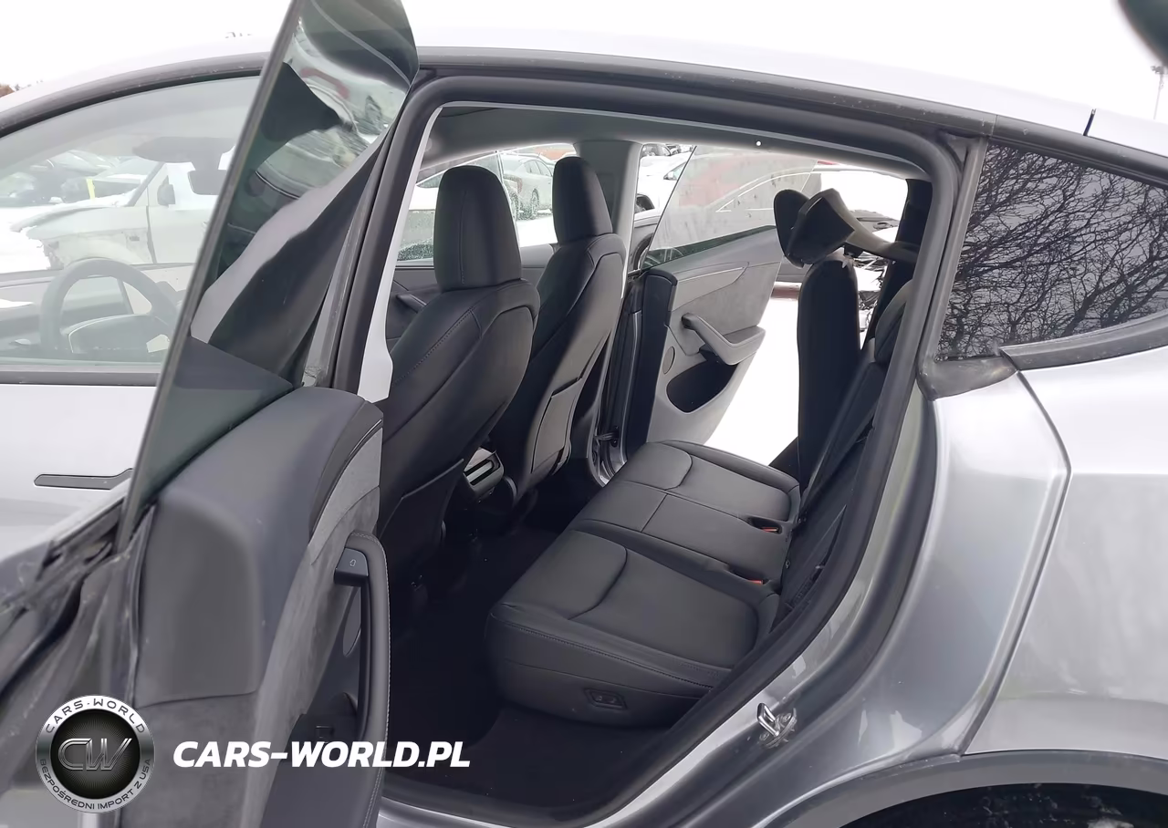2026 Tesla Model Y Long Range Launch Series-Premium All-Wheel Drive VIN:7SAYGDEE3TF337927 - 8