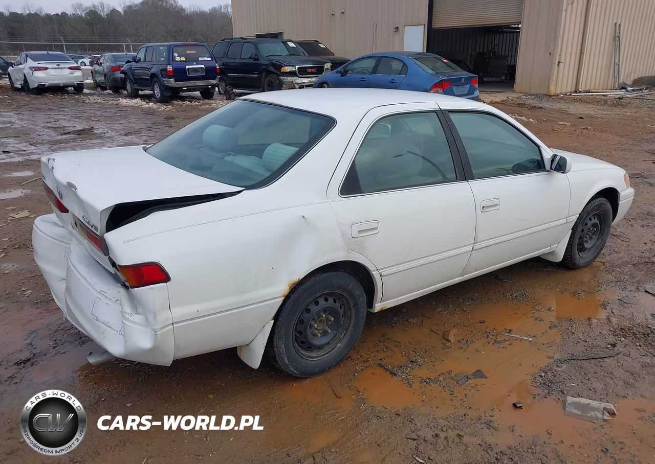 1999 Toyota Camry Le VIN:4T1BG22K4XU914281 - 4
