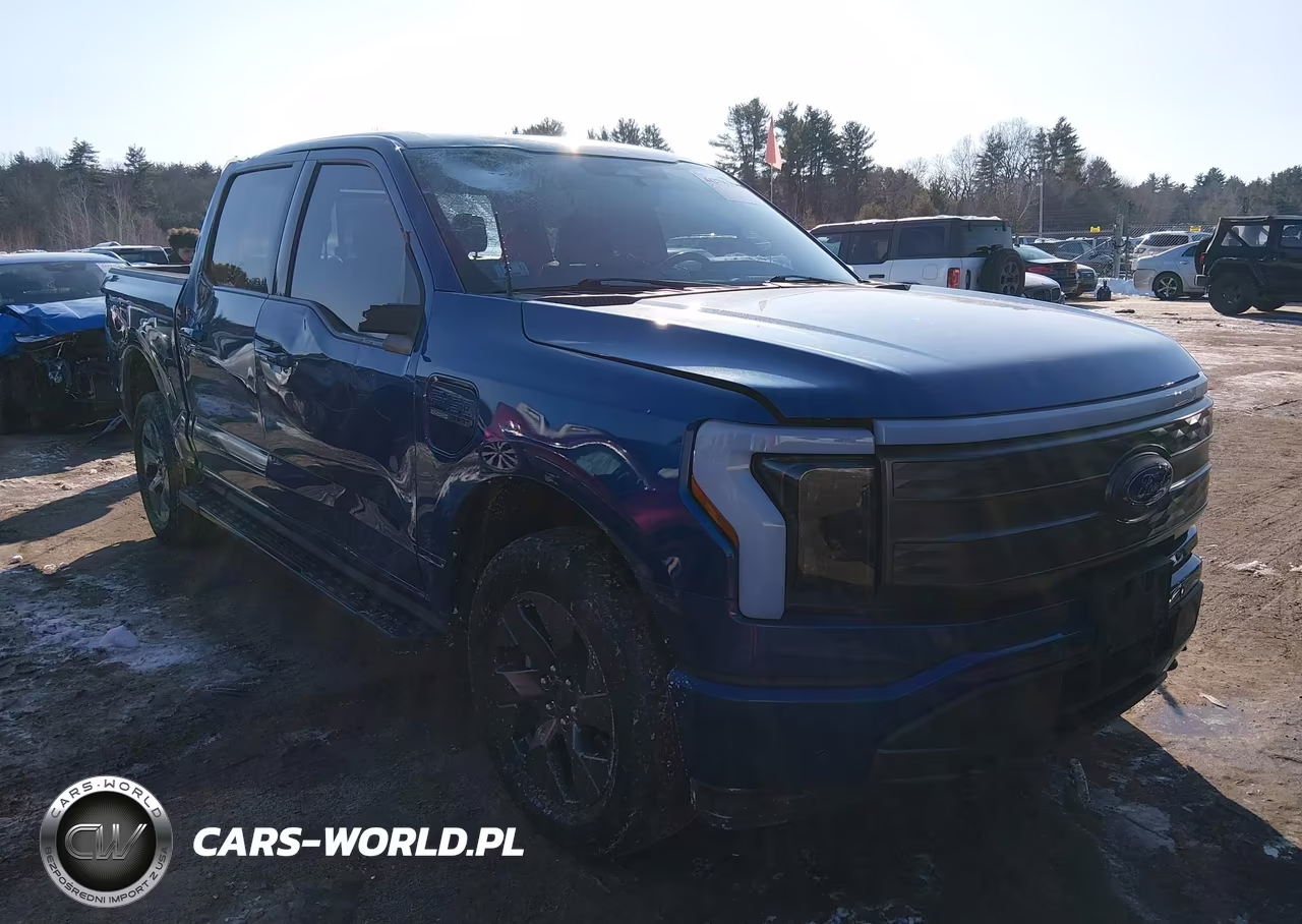 2022 Ford F-150 Lightning Lariat