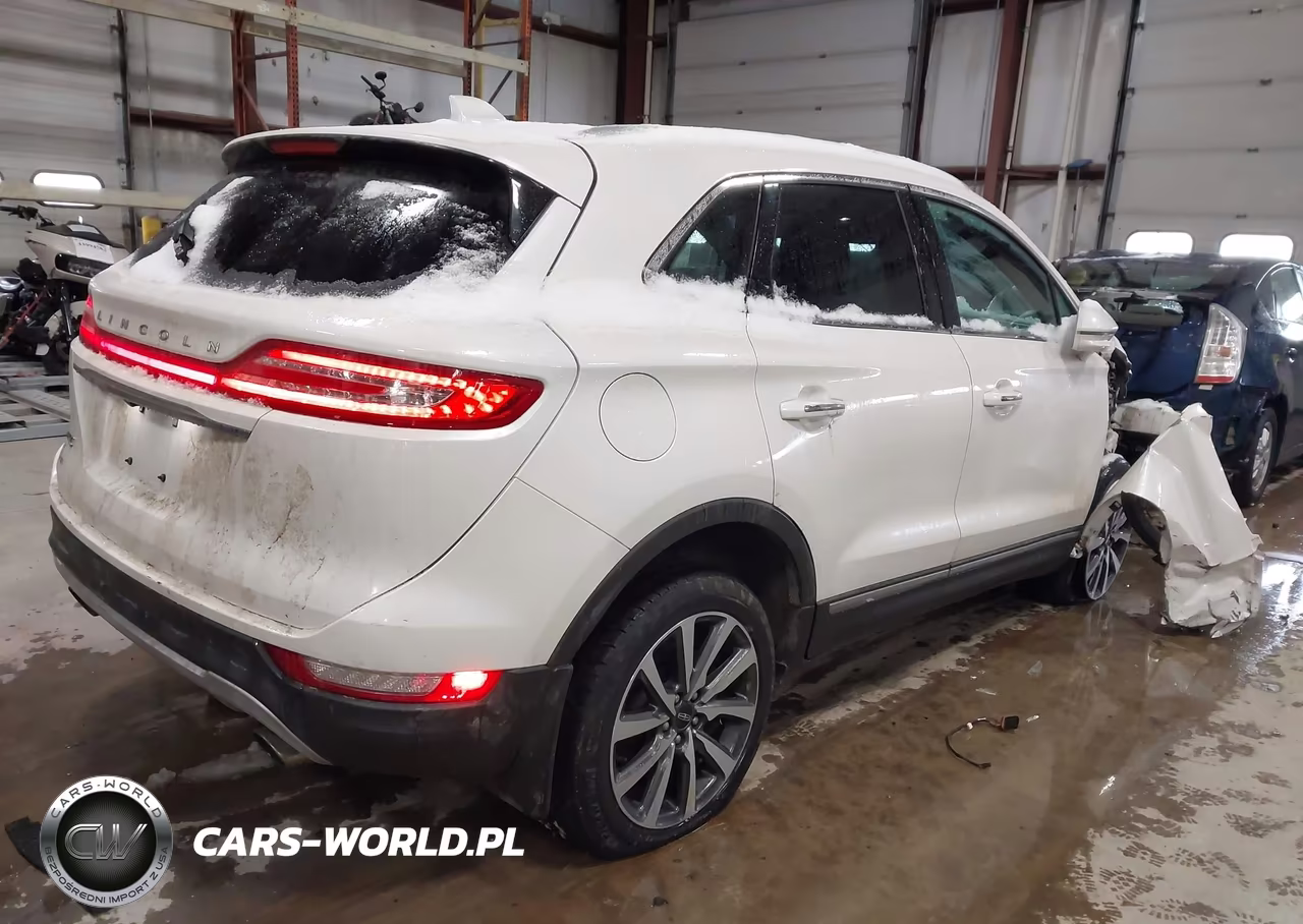 2019 Lincoln Mkc Reserve VIN:5LMCJ3D94KUL12671 - 4
