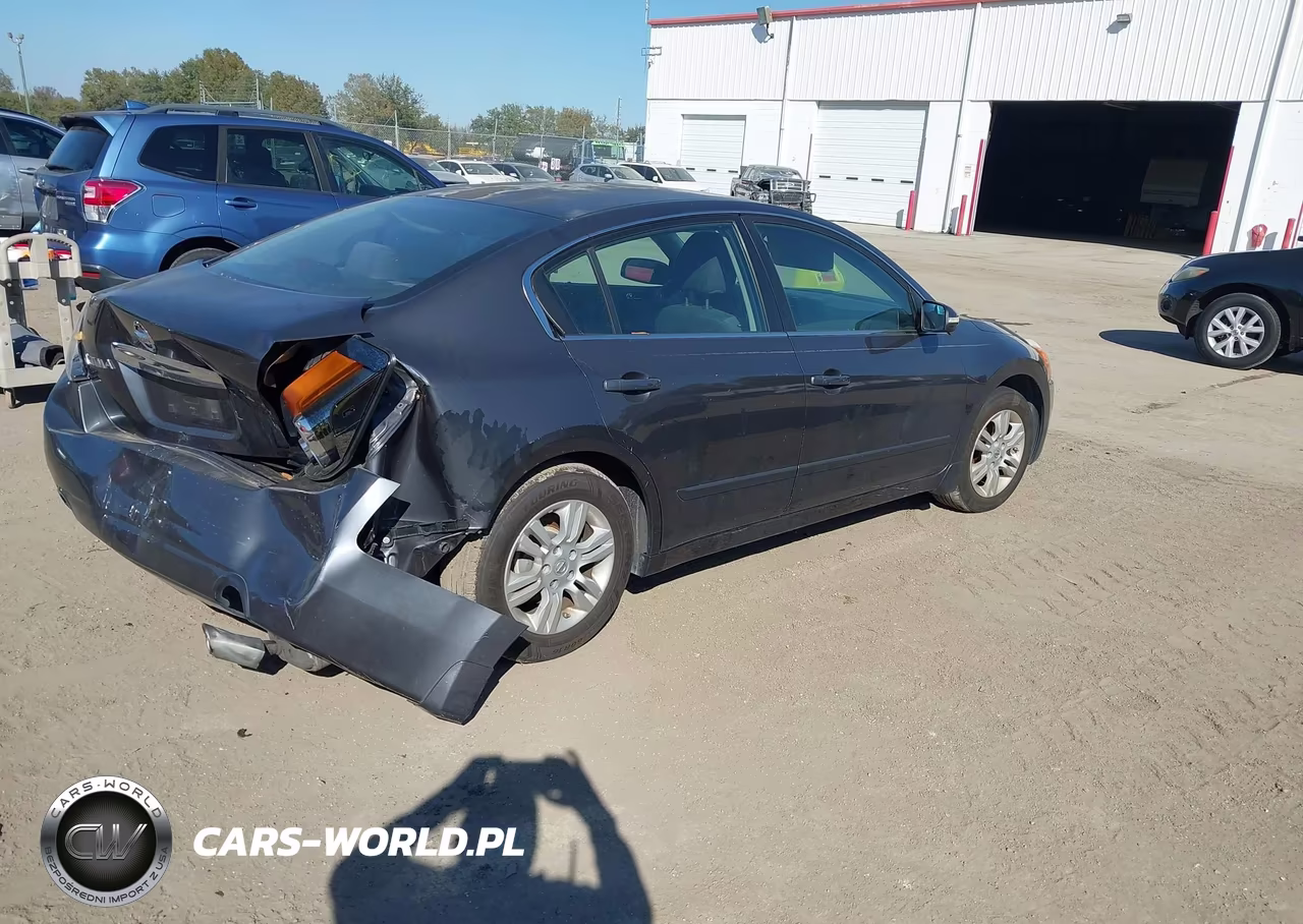 2012 Nissan Altima 2.5 S VIN:1N4AL2AP5CN527192 - 4