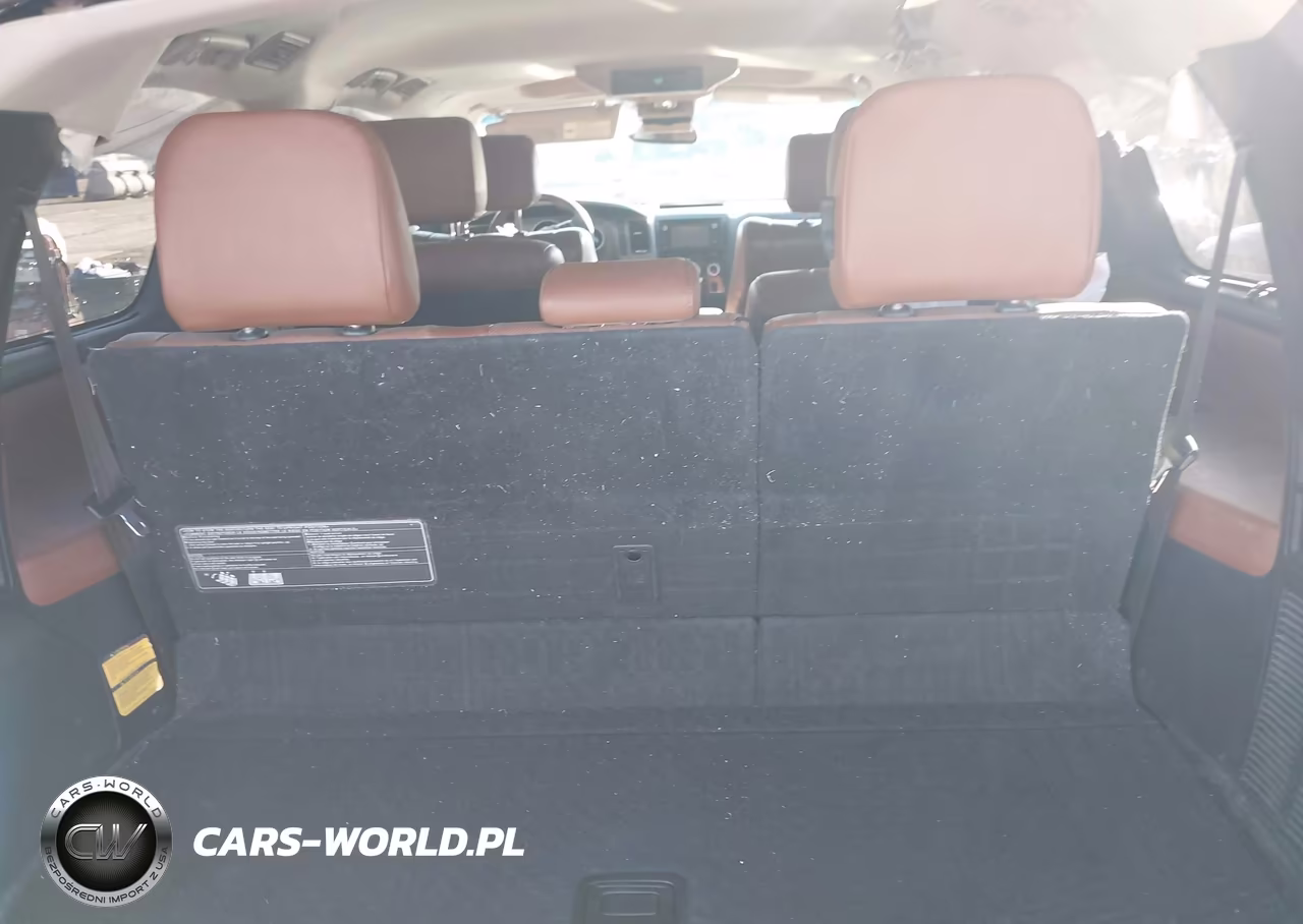 2016 Toyota Sequoia Platinum 5.7L V8 VIN:5TDDW5G13GS147478 - 17
