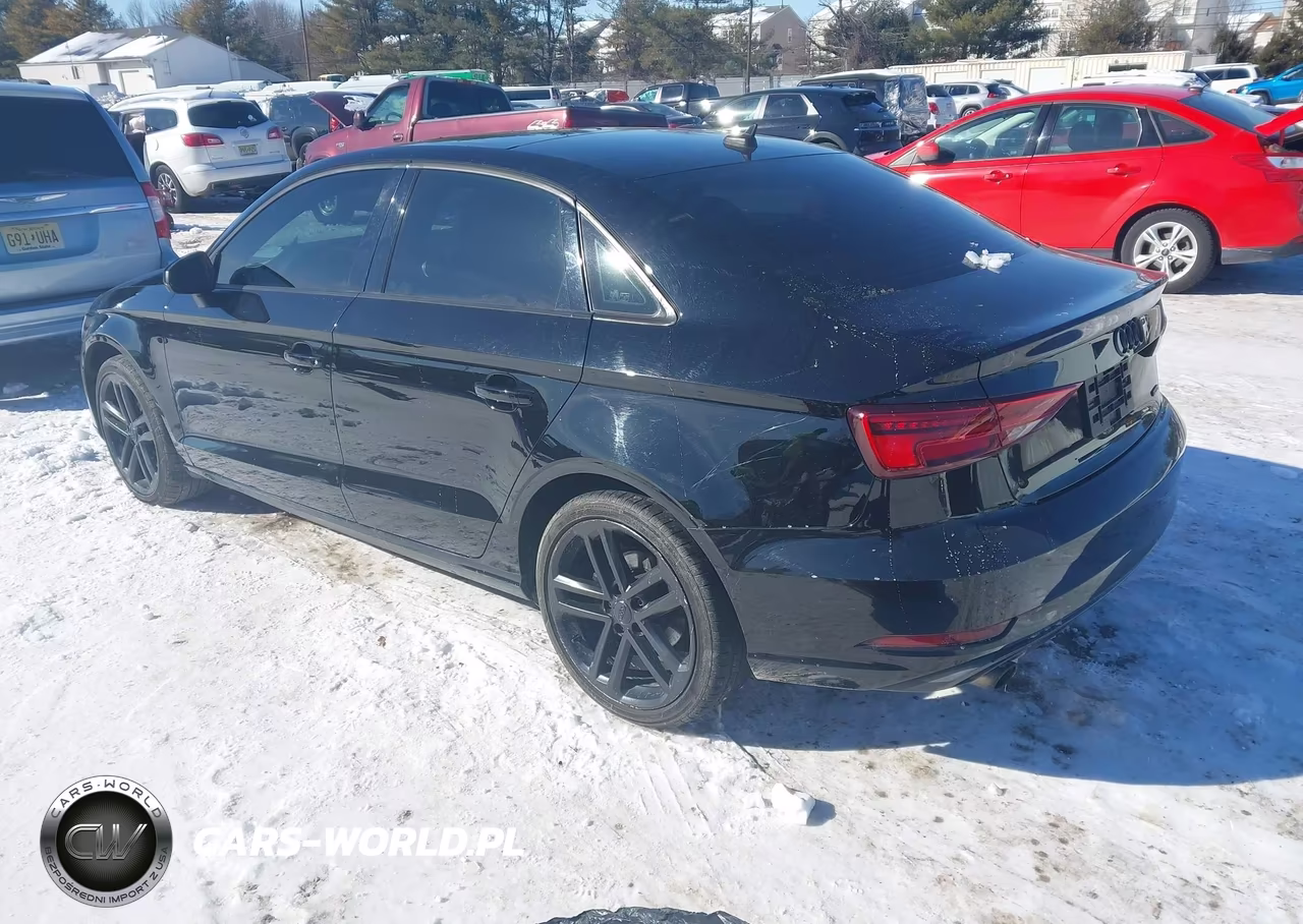 2017 Audi A3 2.0T Premium VIN:WAUB8GFFXH1019504 - 3