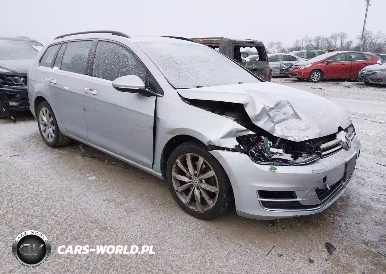 2016 Volkswagen Golf Sportwagen Tsi Se 4-Door