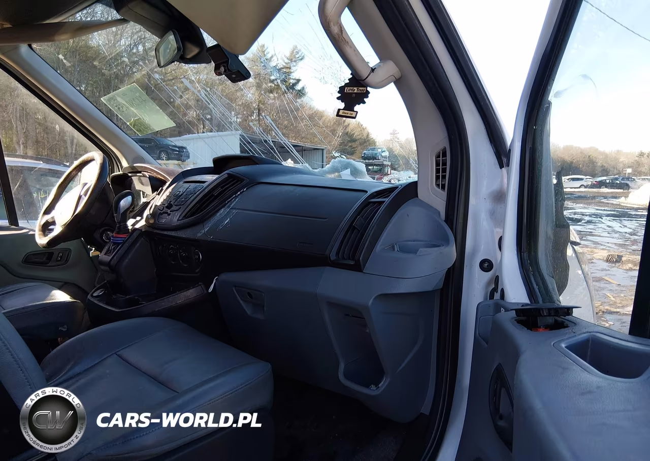 2019 Ford Transit-250 VIN:1FTYR2CM6KKB54920 - 5