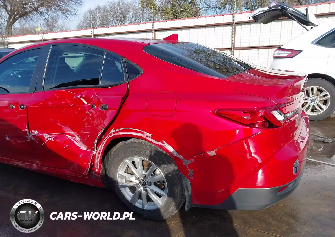 2025 Toyota Camry Le VIN:4T1DAACKXSU074132 - 19