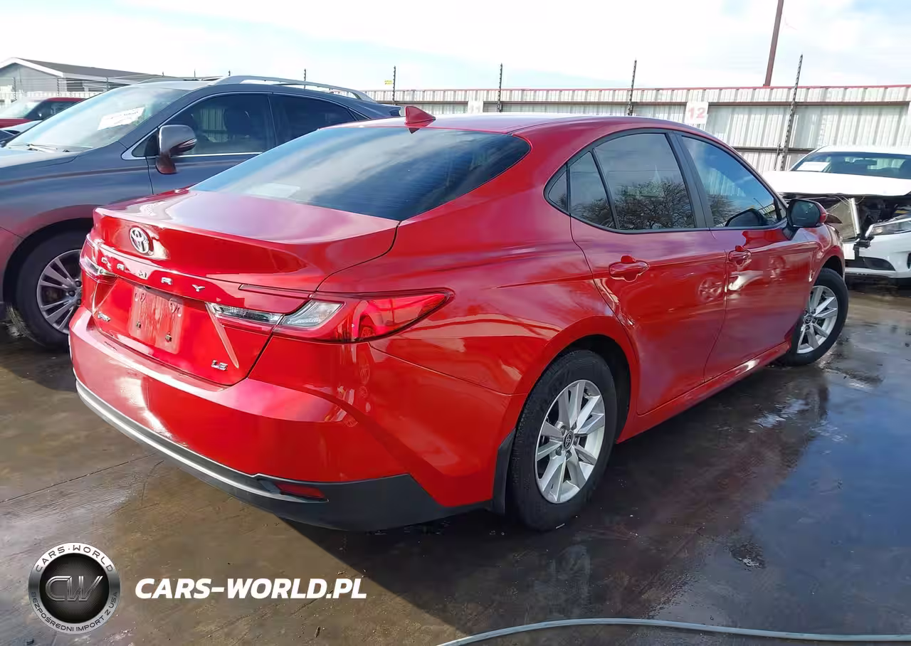 2025 Toyota Camry Le VIN:4T1DAACKXSU074132 - 4