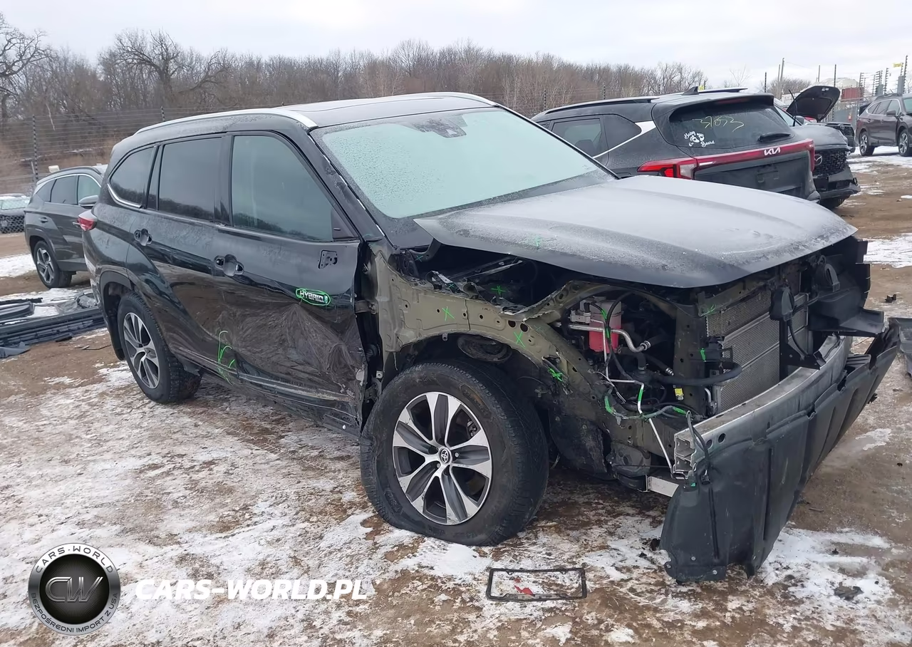 2021 Toyota Highlander Hybrid Xle