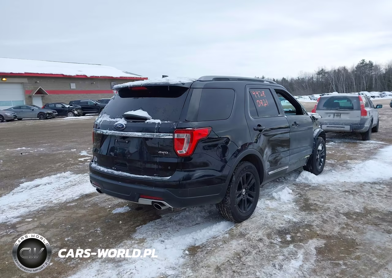2018 Ford Explorer Xlt VIN:1FM5K8D85JGA33336 - 4