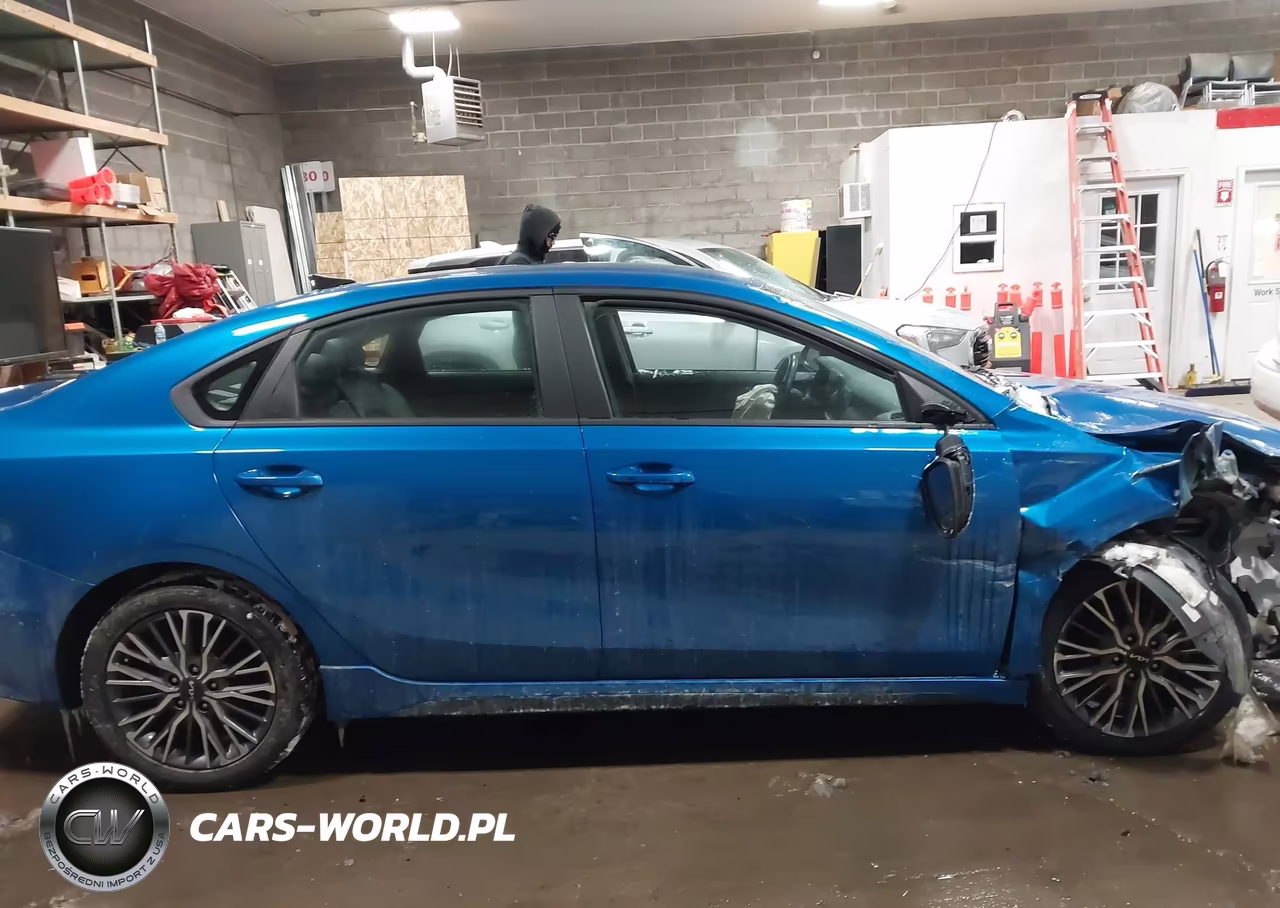 2022 Kia Forte Gt-Line VIN:3KPF54AD6NE498210 - 13