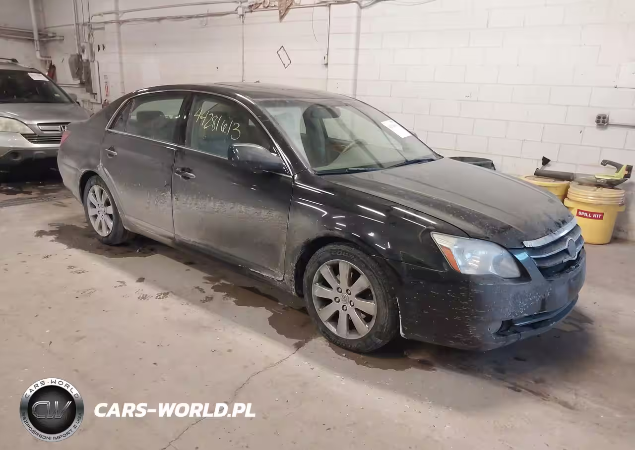 2005 Toyota Avalon Xls