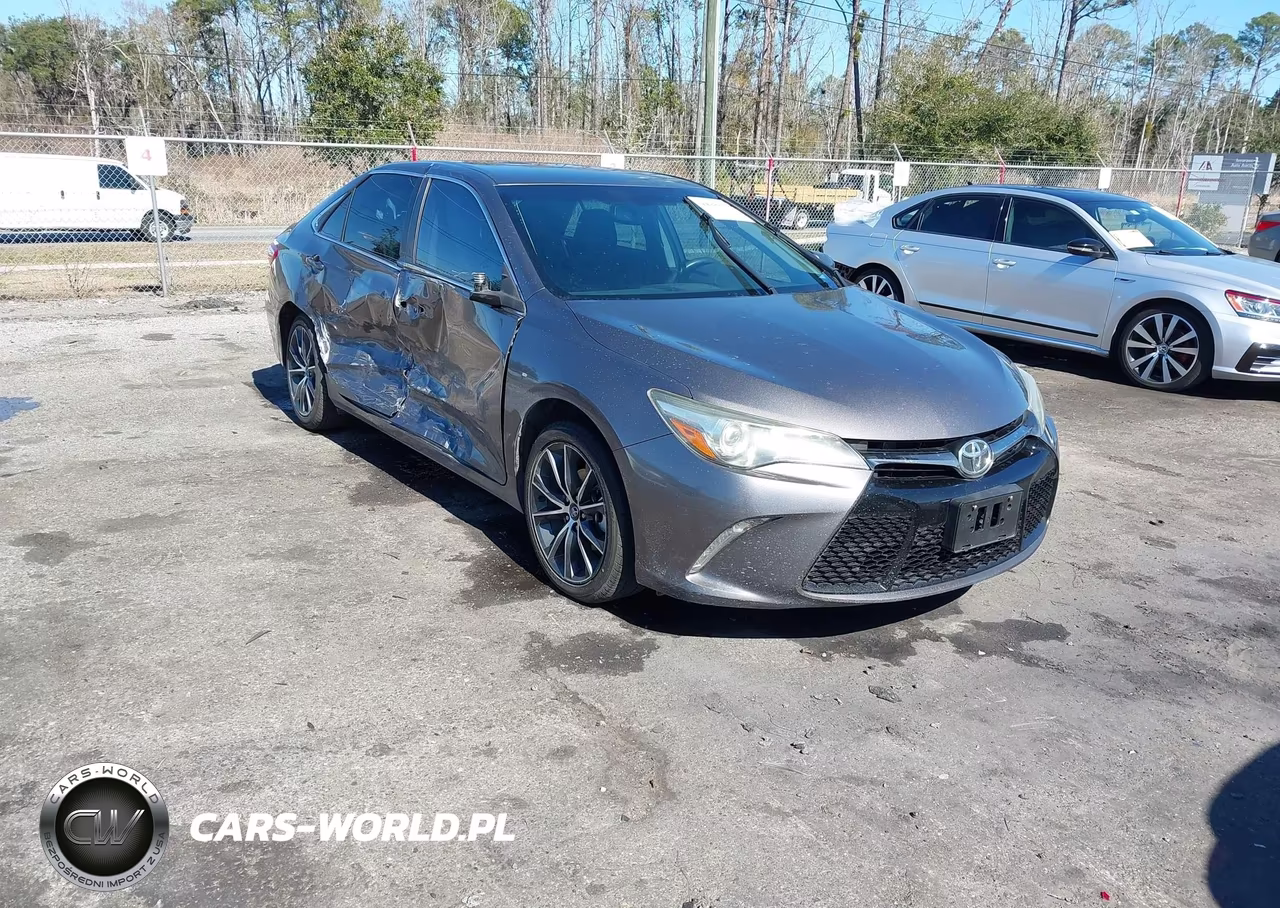 2017 Toyota Camry Xse
