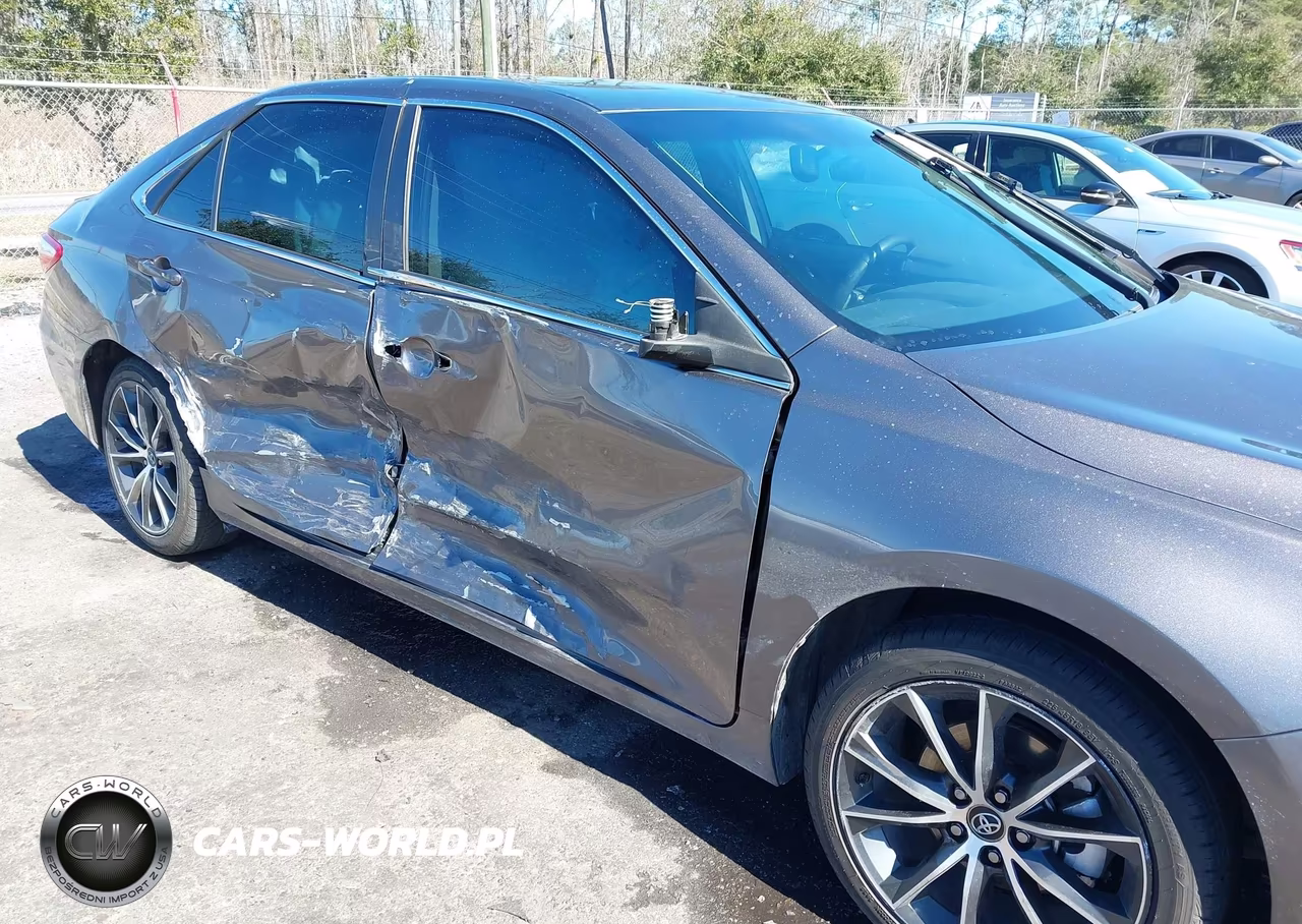 2017 Toyota Camry Xse VIN:4T1BF1FK9HU289563 - 6