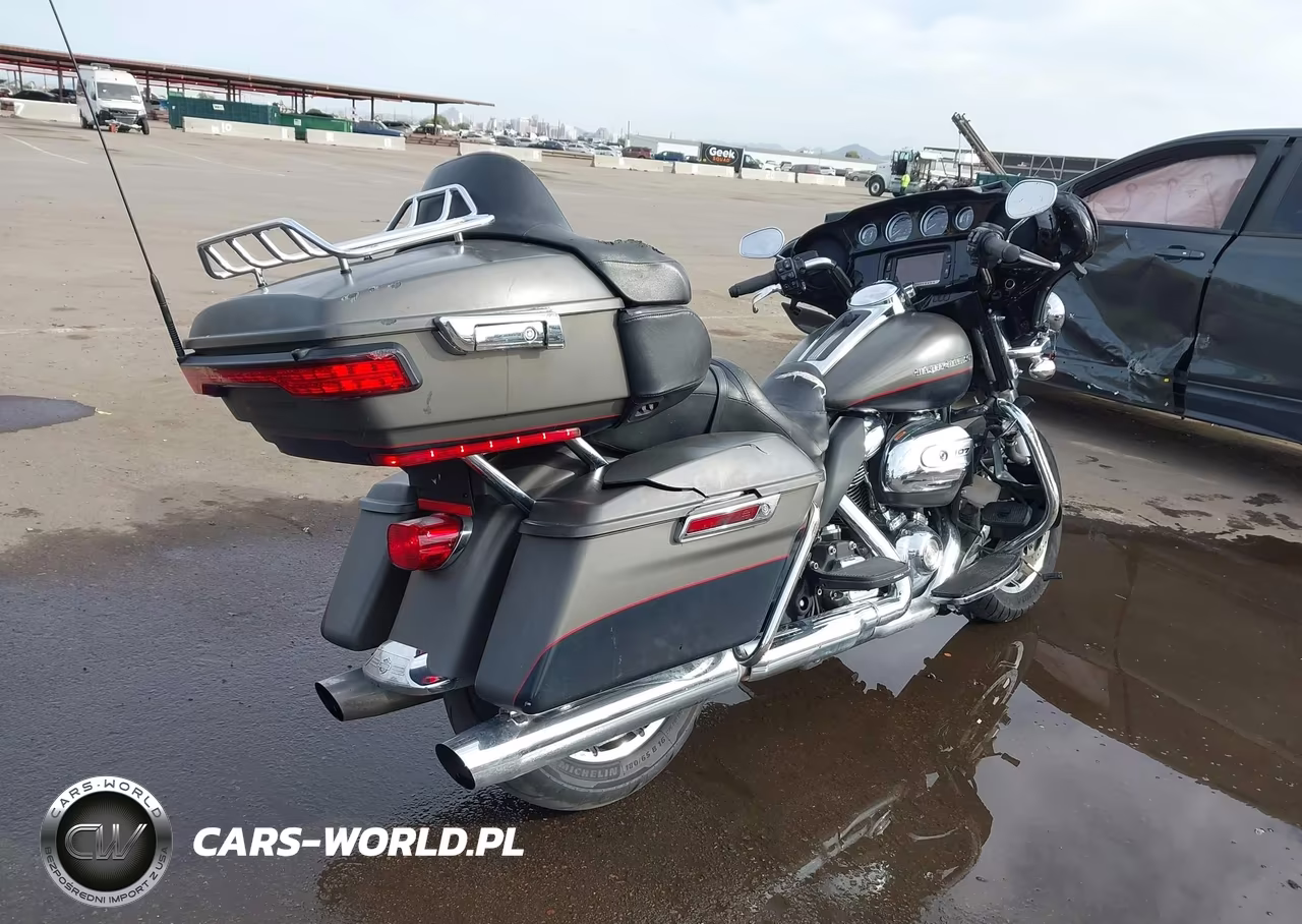 2018 Harley-Davidson Flhtk Ultra Limited VIN:1HD1KED17JB646431 - 4