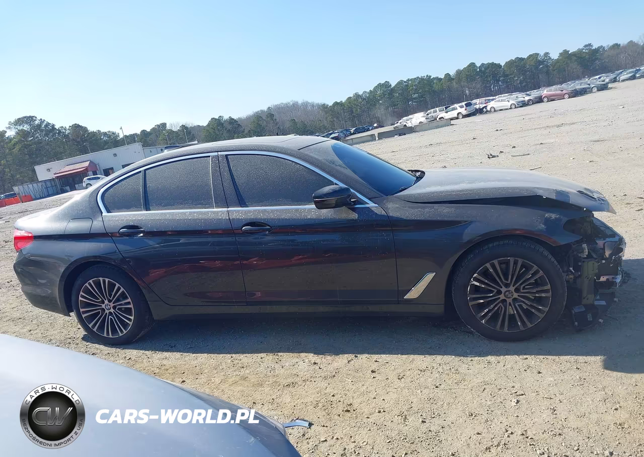 2019 BMW 530I xDrive VIN:WBAJA7C56KWW28546 - 13