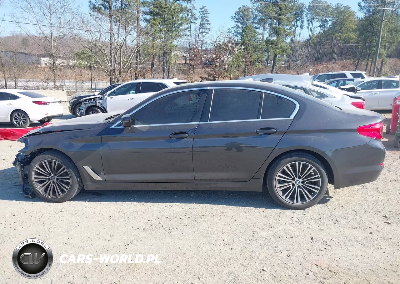 2019 BMW 530I xDrive VIN:WBAJA7C56KWW28546 - 14