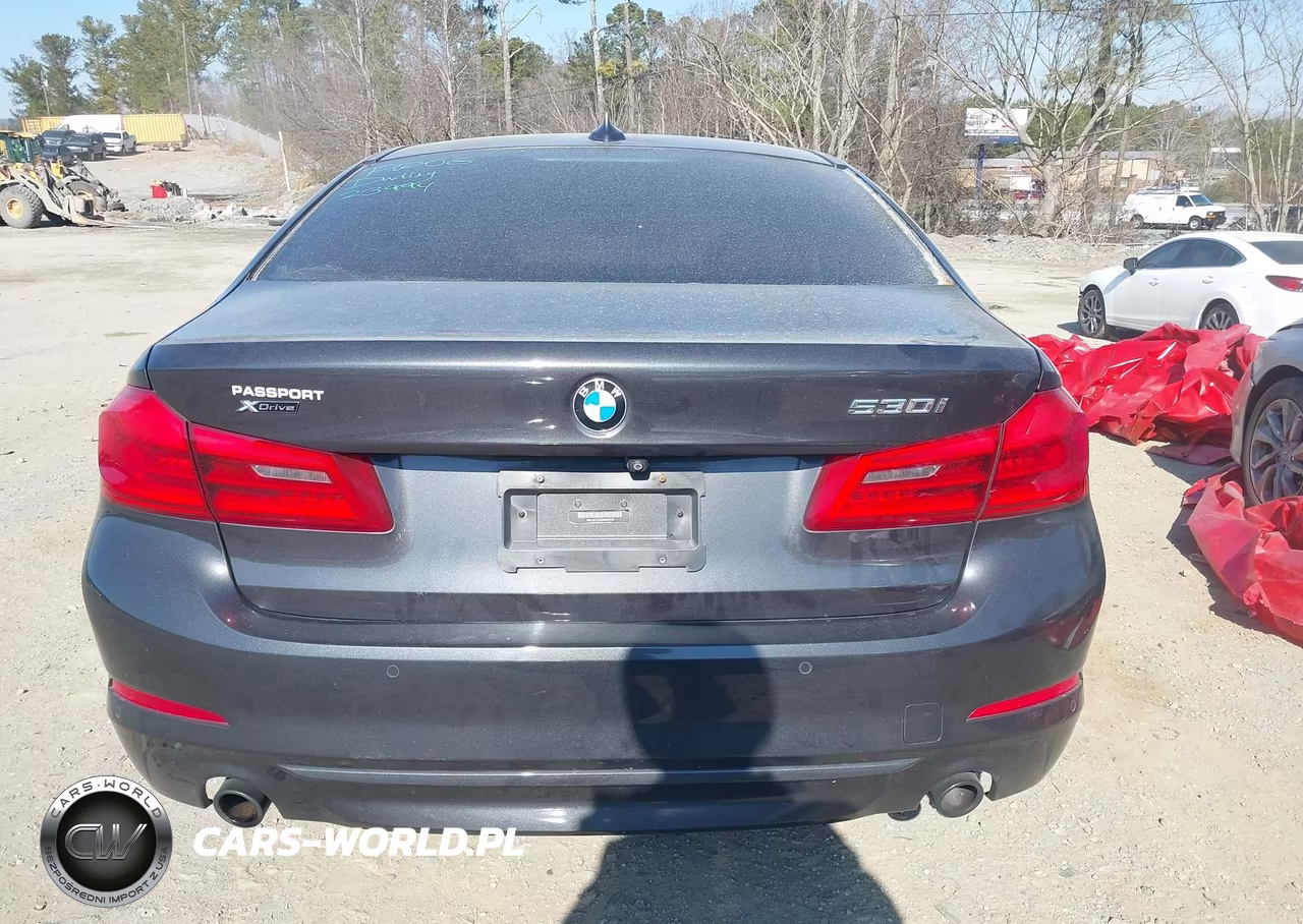 2019 BMW 530I xDrive VIN:WBAJA7C56KWW28546 - 16
