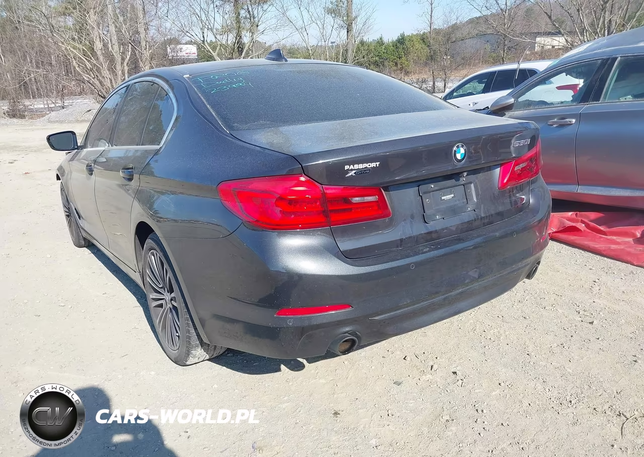 2019 BMW 530I xDrive VIN:WBAJA7C56KWW28546 - 3