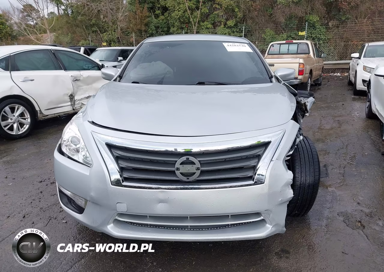 2015 Nissan Altima 2.5 S VIN:1N4AL3AP0FN365658 - 12