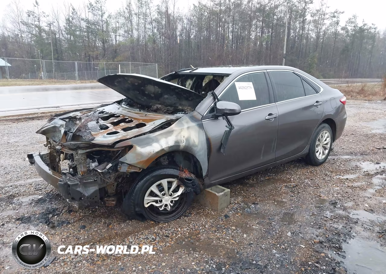 2015 Toyota Camry Le VIN:4T4BF1FK3FR450234 - 2