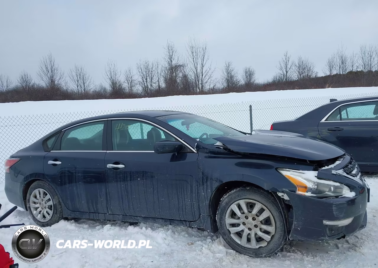 2014 Nissan Altima 2.5 S VIN:1N4AL3AP4EC113390 - 13