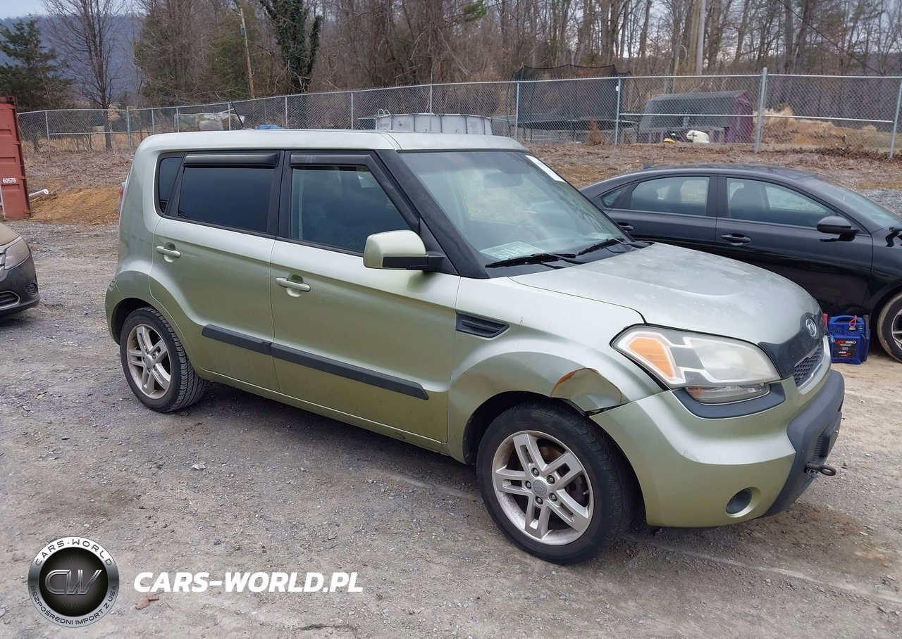 2011 Kia Soul +