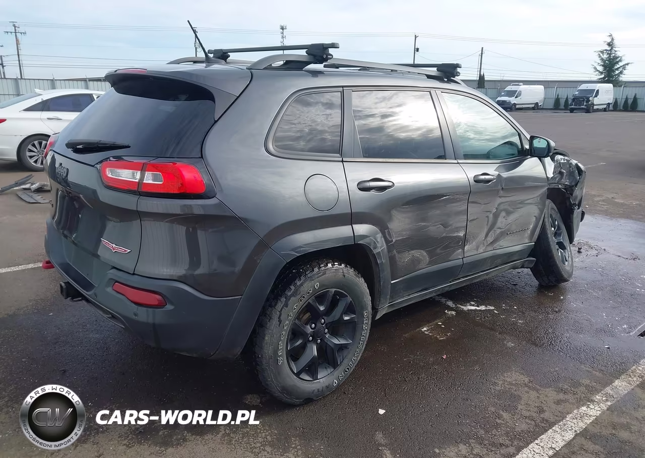 2015 Jeep Cherokee Trailhawk VIN:1C4PJMBS9FW699393 - 4
