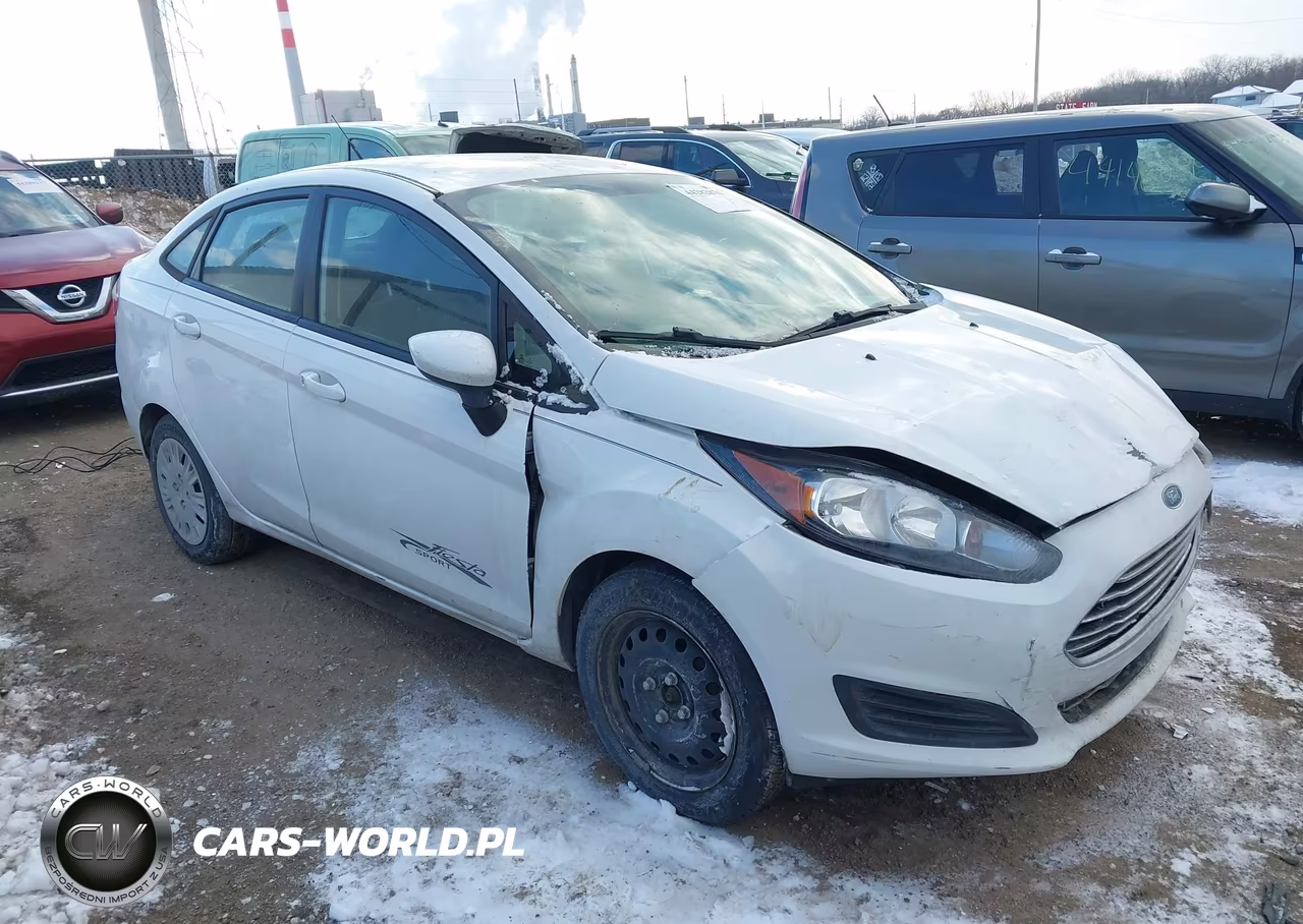 2015 Ford Fiesta S – zdjęcie 1 z 16