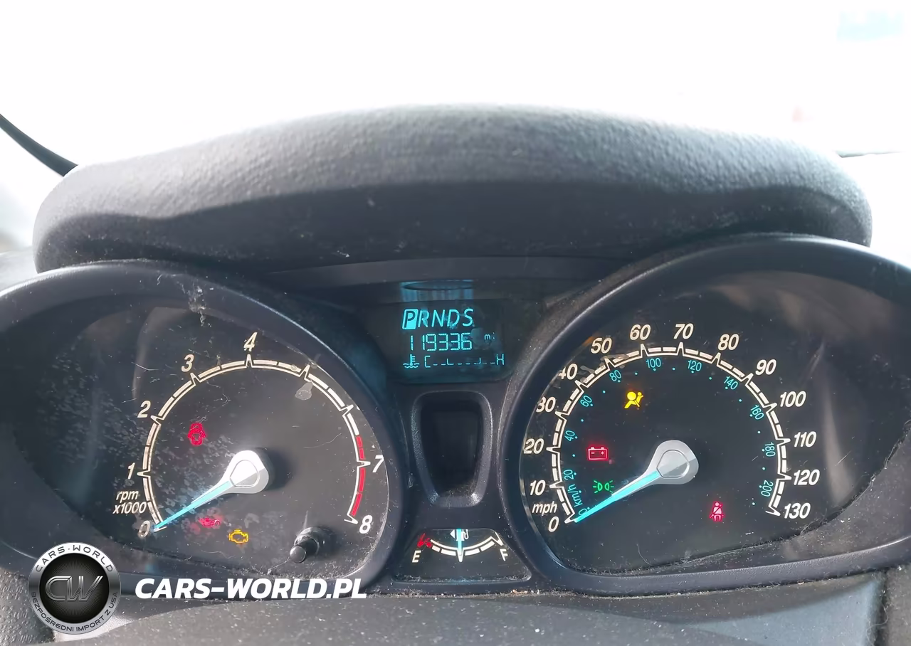 2015 Ford Fiesta S VIN:3FADP4AJ4FM104627 - 7
