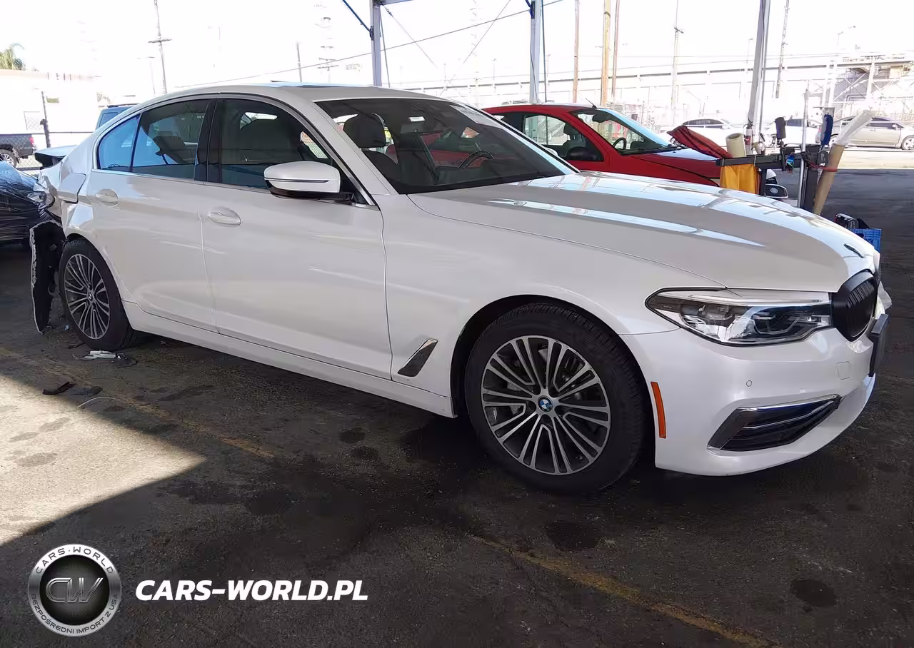 2019 BMW 530I