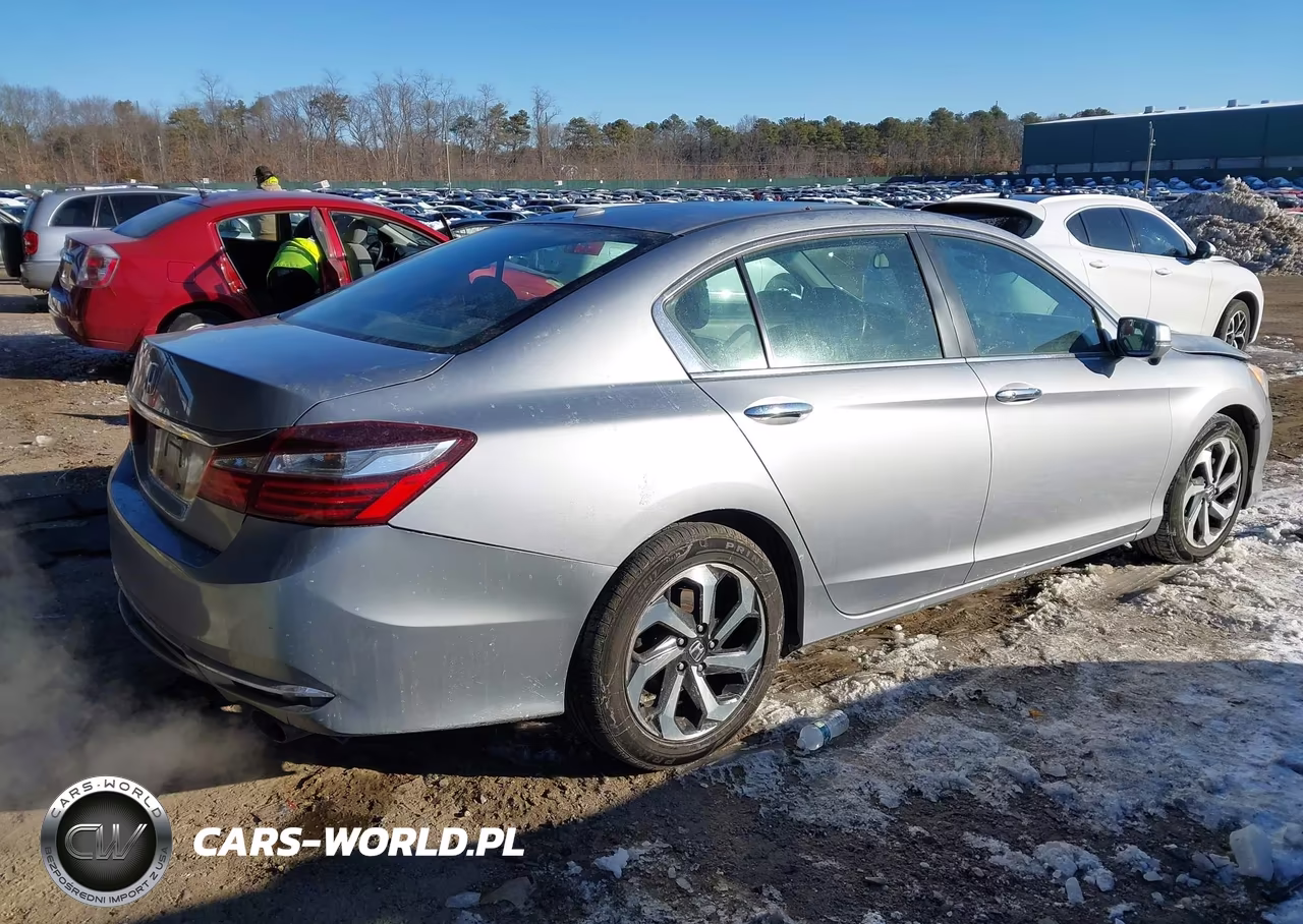2017 Honda Accord Ex-L VIN:1HGCR2F84HA031836 - 4