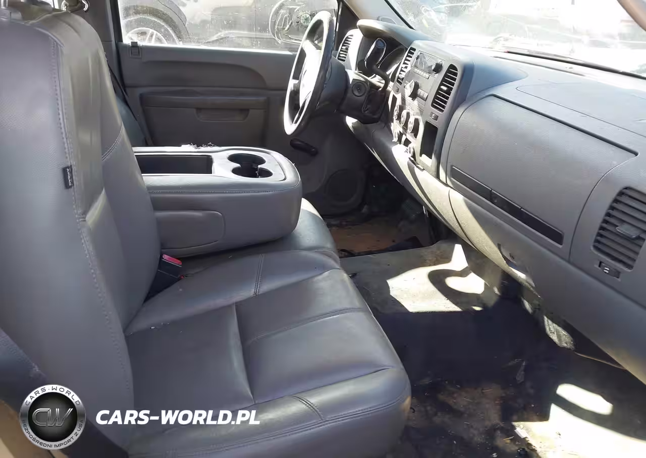 2011 Chevrolet Silverado 1500 Work Truck VIN:1GCRCPE00BZ391956 - 5