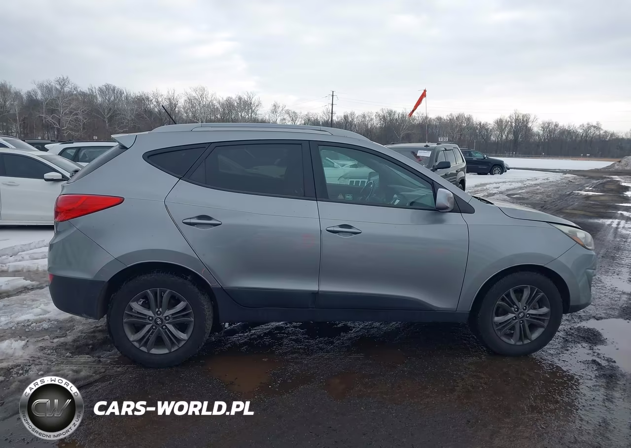 2015 Hyundai Tucson Se VIN:KM8JUCAG1FU066012 - 13