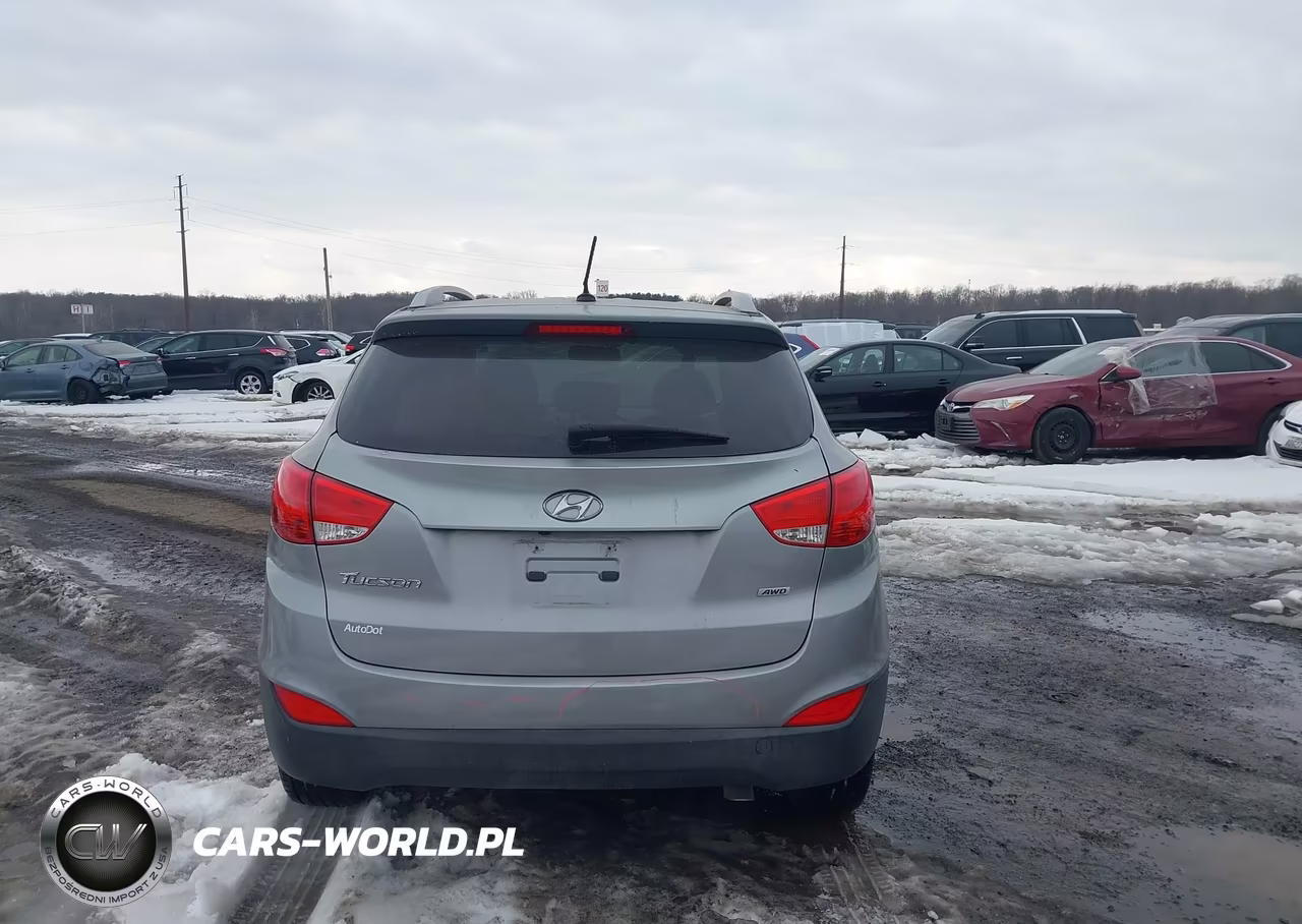 2015 Hyundai Tucson Se VIN:KM8JUCAG1FU066012 - 16