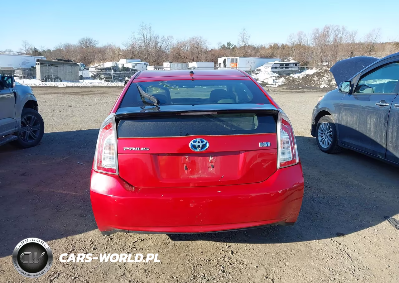 2013 Toyota Prius Two VIN:JTDKN3DU5D0349833 - 16