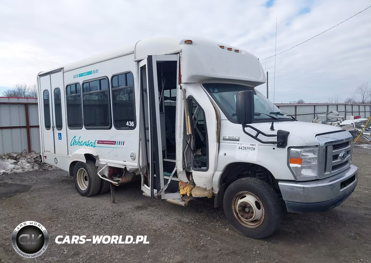 2017 Ford E-350 Cutaway VIN:1FDEE3FS7HDC47940 - 13