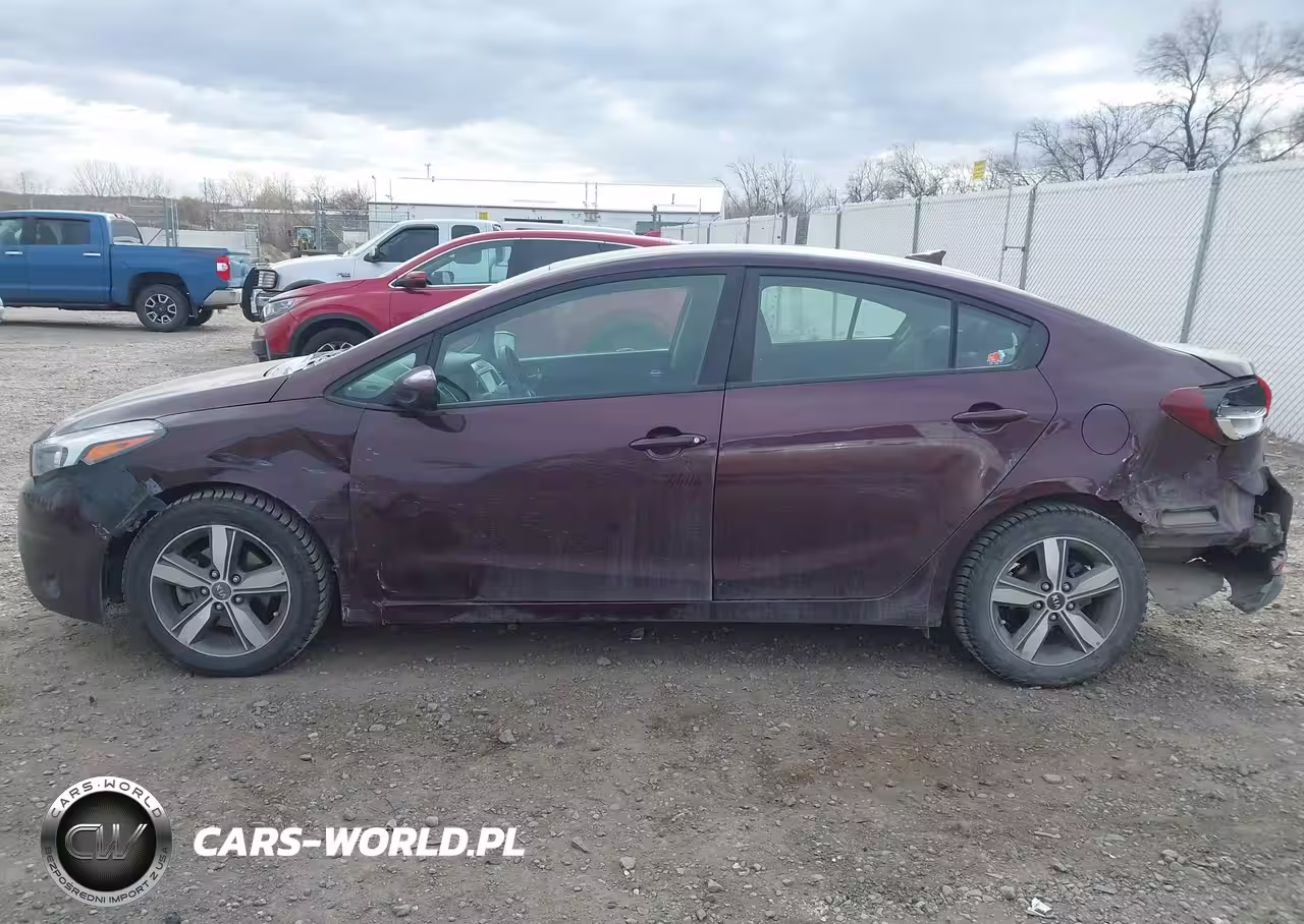 2018 Kia Forte Lx VIN:3KPFL4A79JE170676 - 14