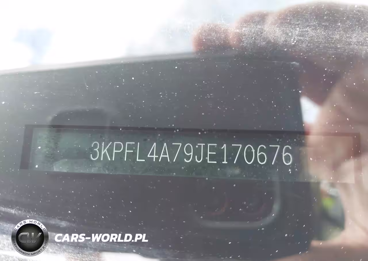 2018 Kia Forte Lx VIN:3KPFL4A79JE170676 - 9