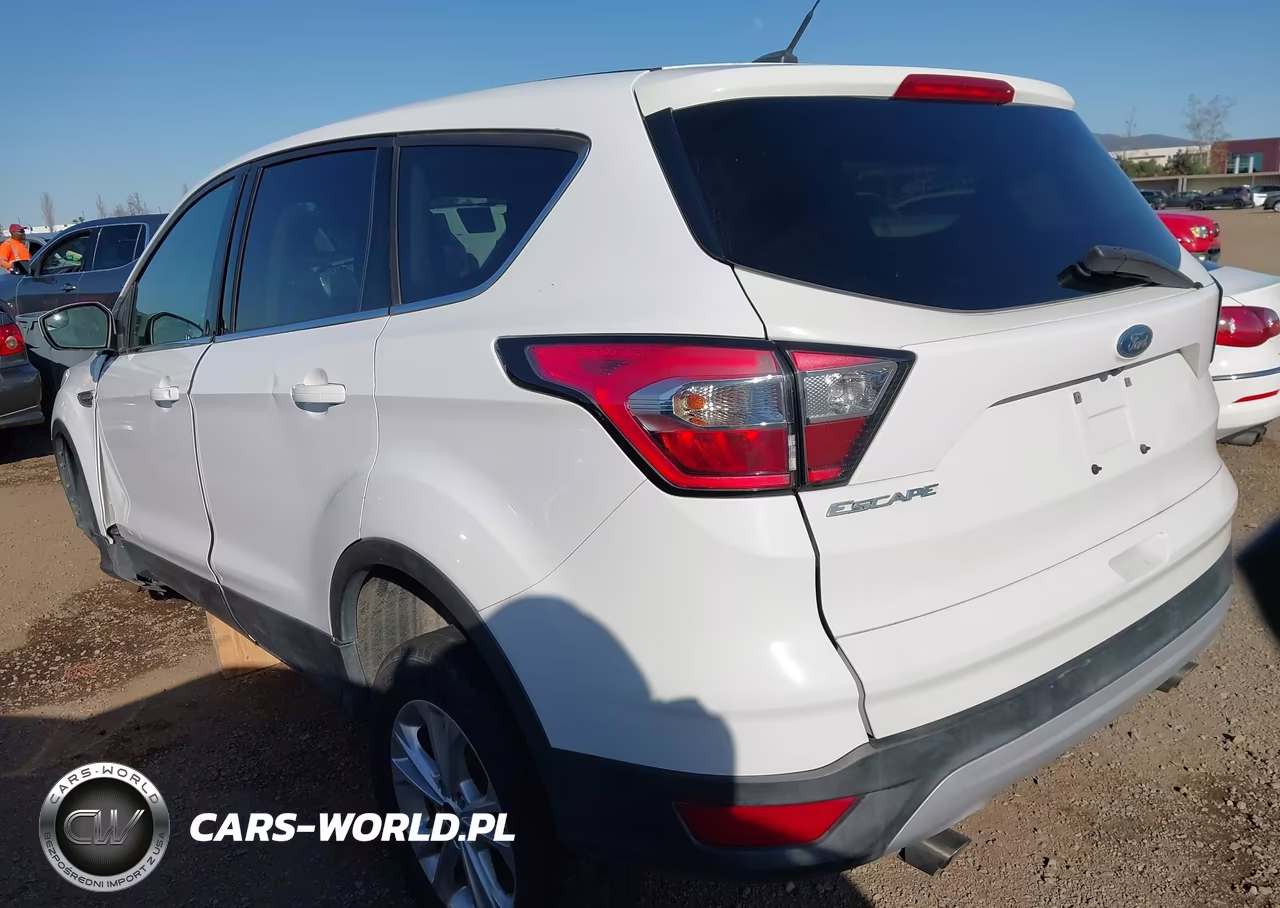 2017 Ford Escape Se VIN:1FMCU9GD6HUE49407 - 3