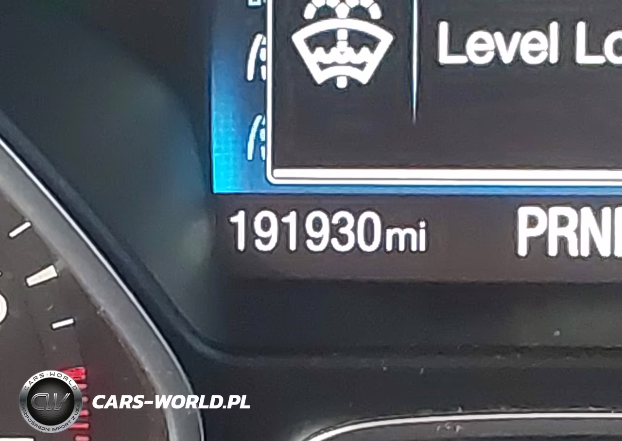 2017 Ford Focus Se VIN:1FADP3K24HL223929 - 16