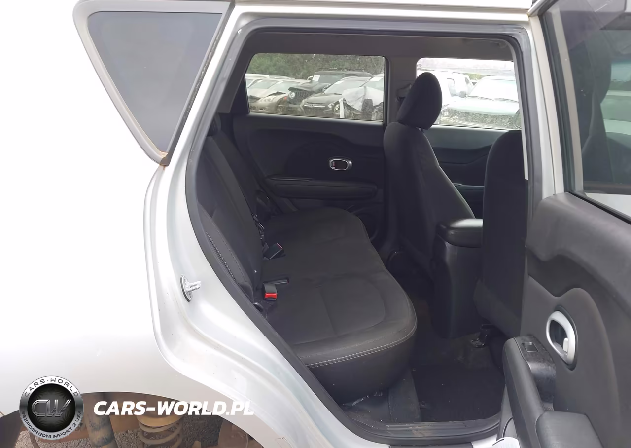 2015 Kia Soul VIN:KNDJN2A22F7765034 - 8