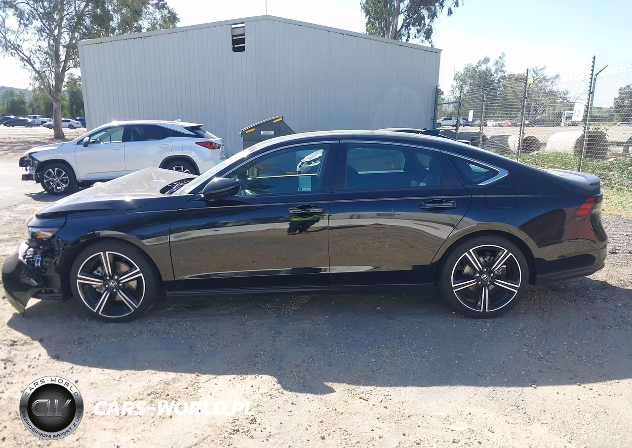 2025 Honda Accord Hybrid Sport VIN:1HGCY2F58SA091778 - 13